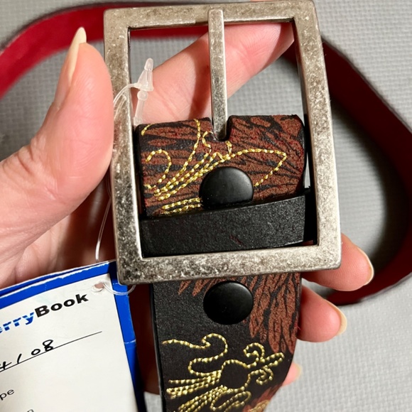 Embroidered genuine leather belt - Picture 2 of 4